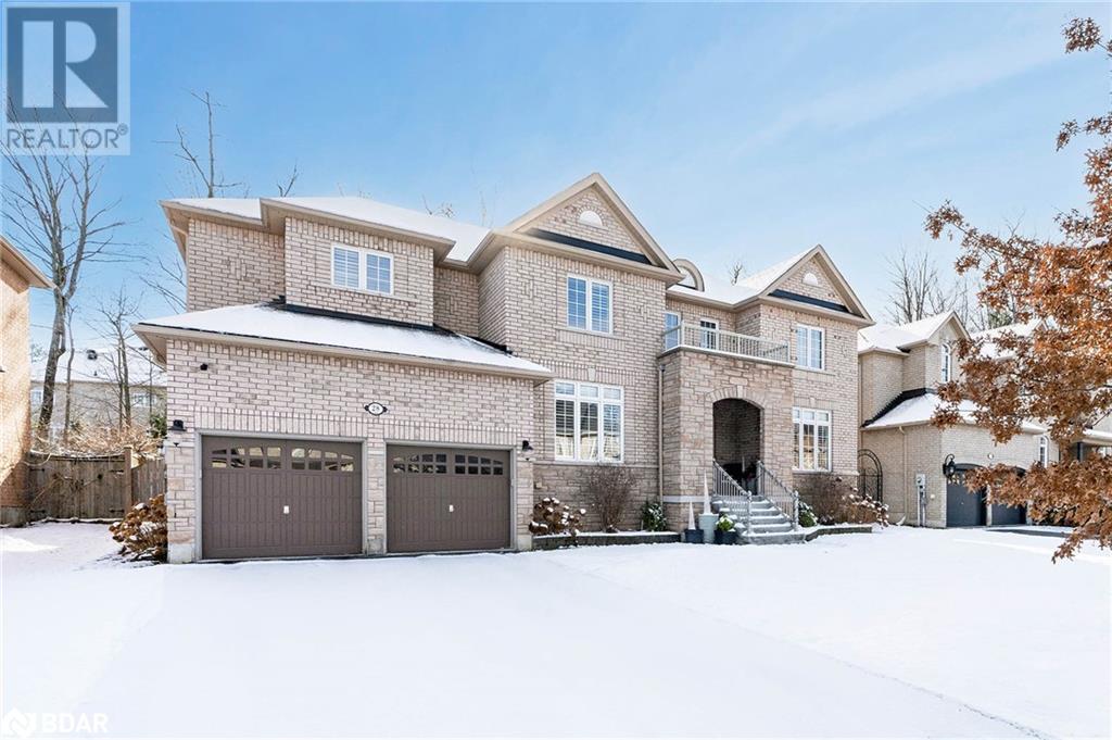 28 Camelot Square, Barrie, Ontario  L4M 0C3 - Photo 1 - 40680486