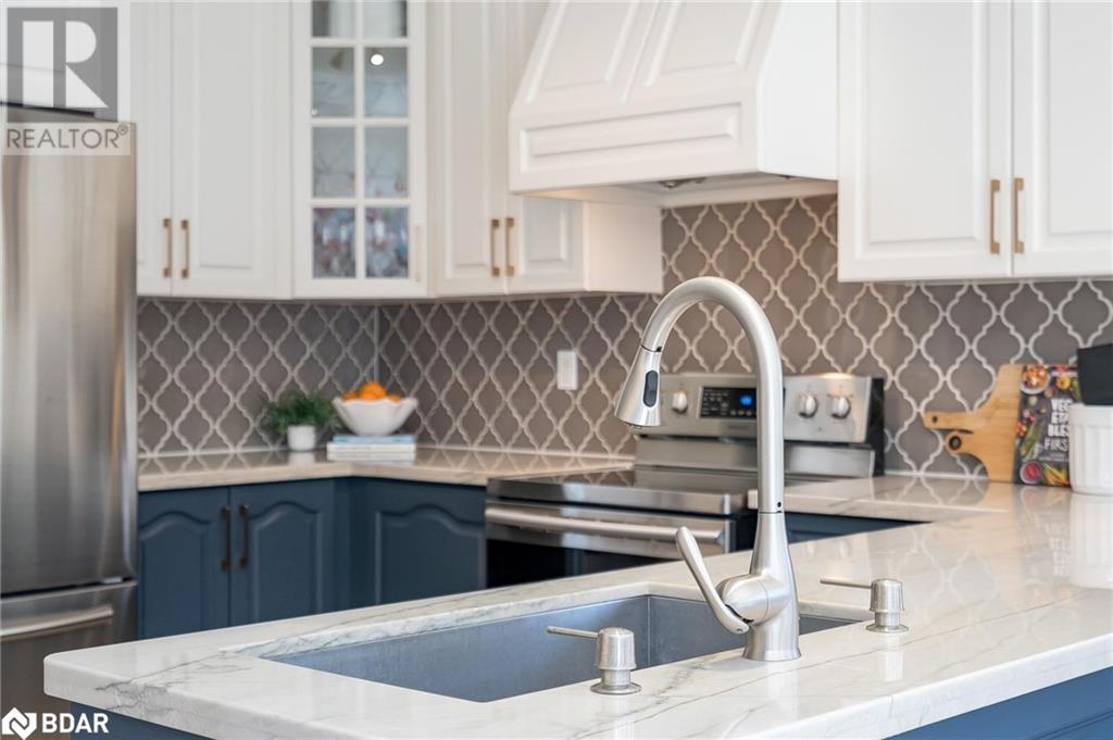 28 Camelot Square, Barrie, Ontario  L4M 0C3 - Photo 10 - 40680486