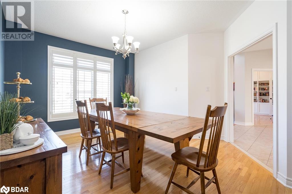 28 Camelot Square, Barrie, Ontario  L4M 0C3 - Photo 12 - 40680486