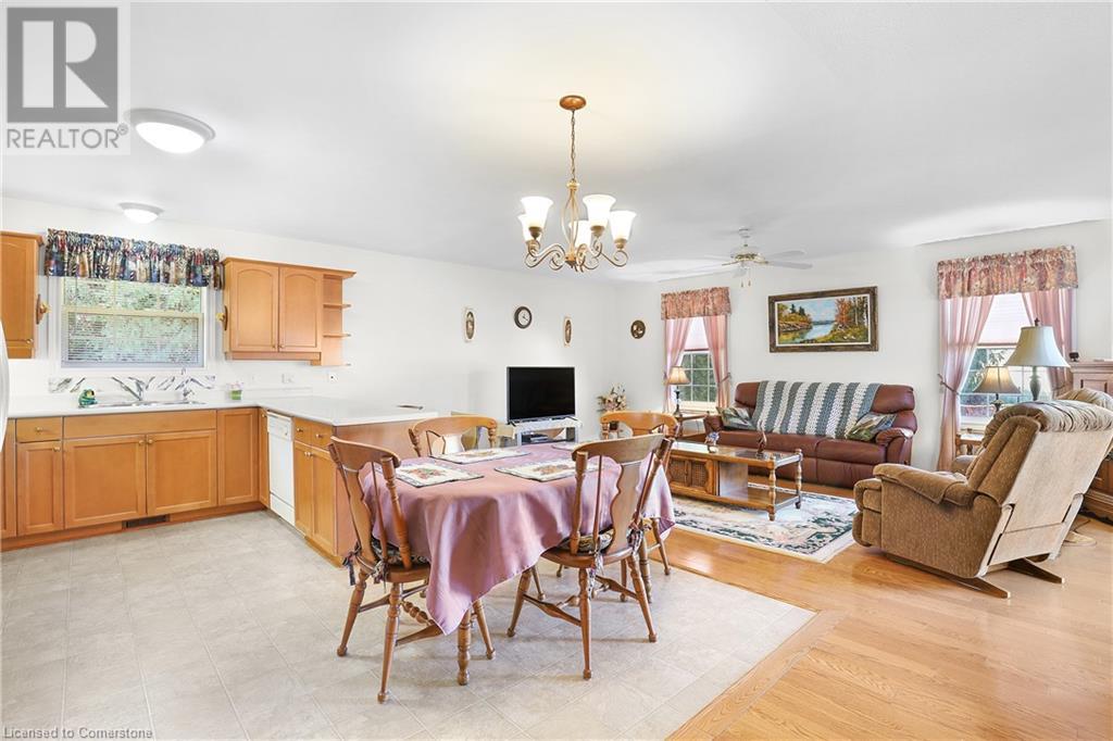 34 Bobolink Drive, Tillsonburg, Ontario  N4G 5S4 - Photo 12 - 40685137