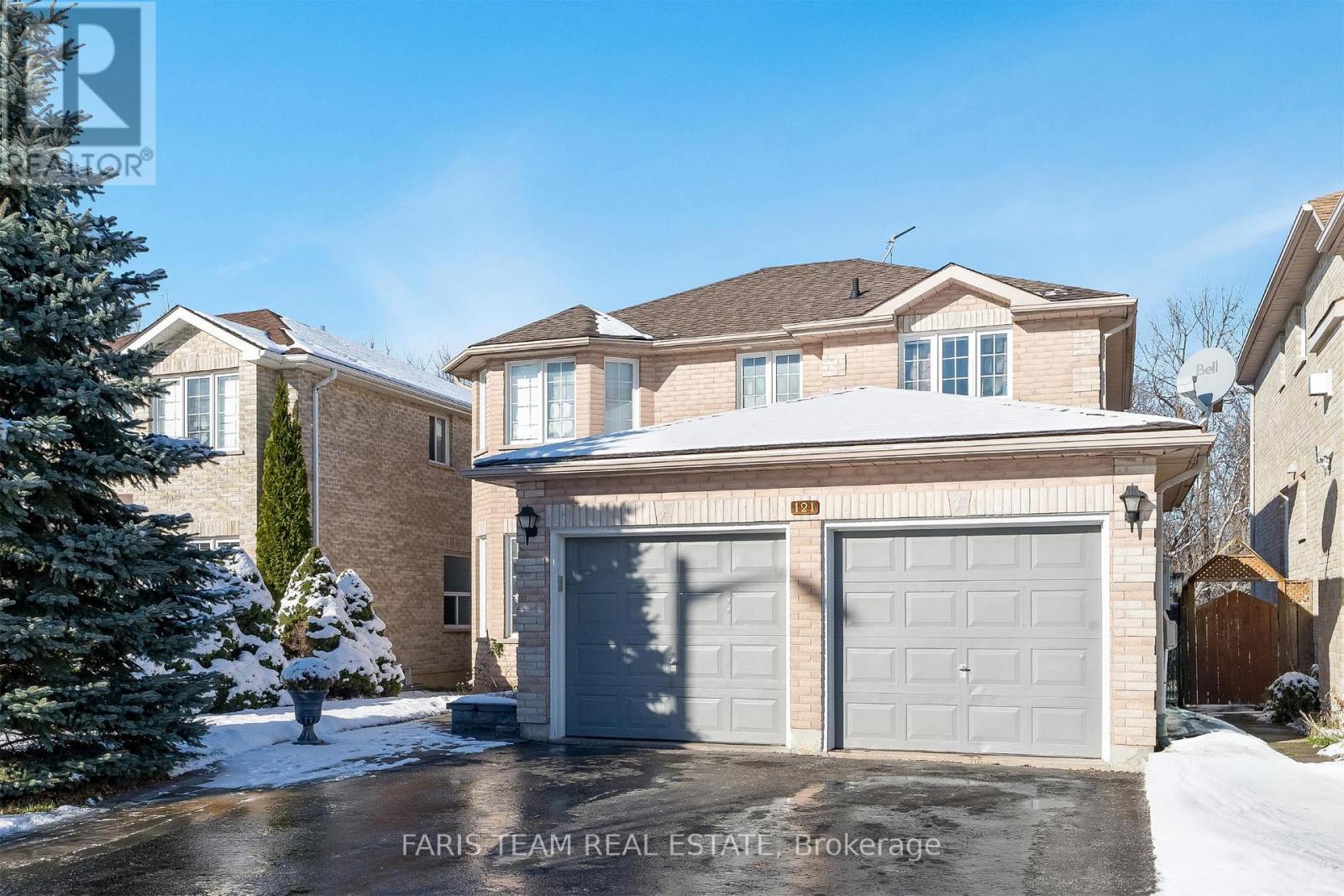 121 NICHOLSON DRIVE, Barrie, Ontario