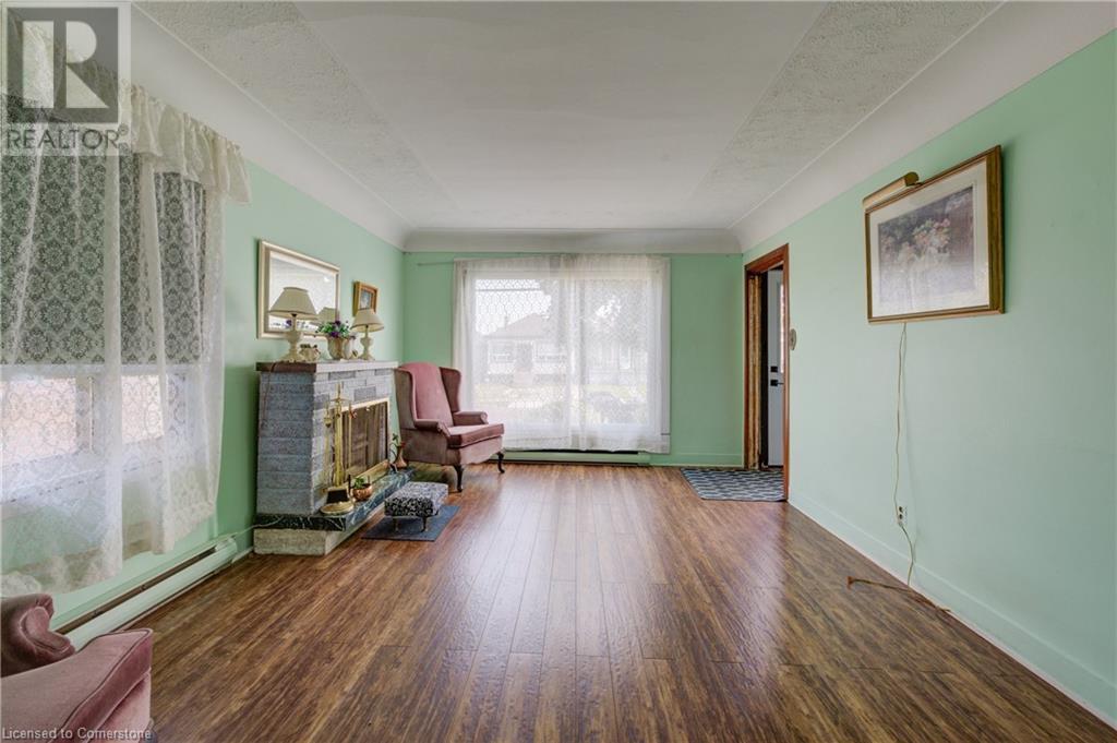 220 Mcanulty BoulevardHamilton, Ontario  L8H 3J1 - Photo 10 - 40685070