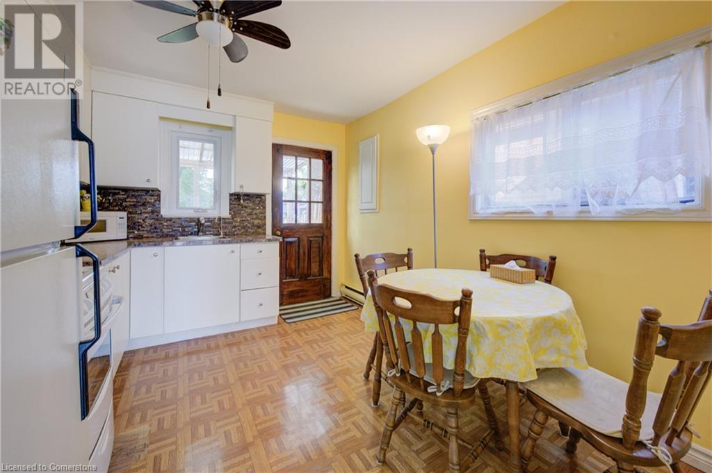 220 Mcanulty BoulevardHamilton, Ontario  L8H 3J1 - Photo 12 - 40685070