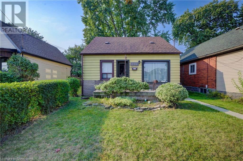 220 Mcanulty BoulevardHamilton, Ontario  L8H 3J1 - Photo 3 - 40685070