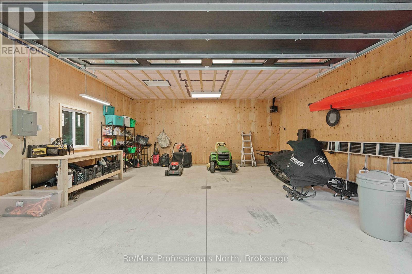 228 Tower Road, Huntsville, Ontario  P1H 2J2 - Photo 34 - X11891743