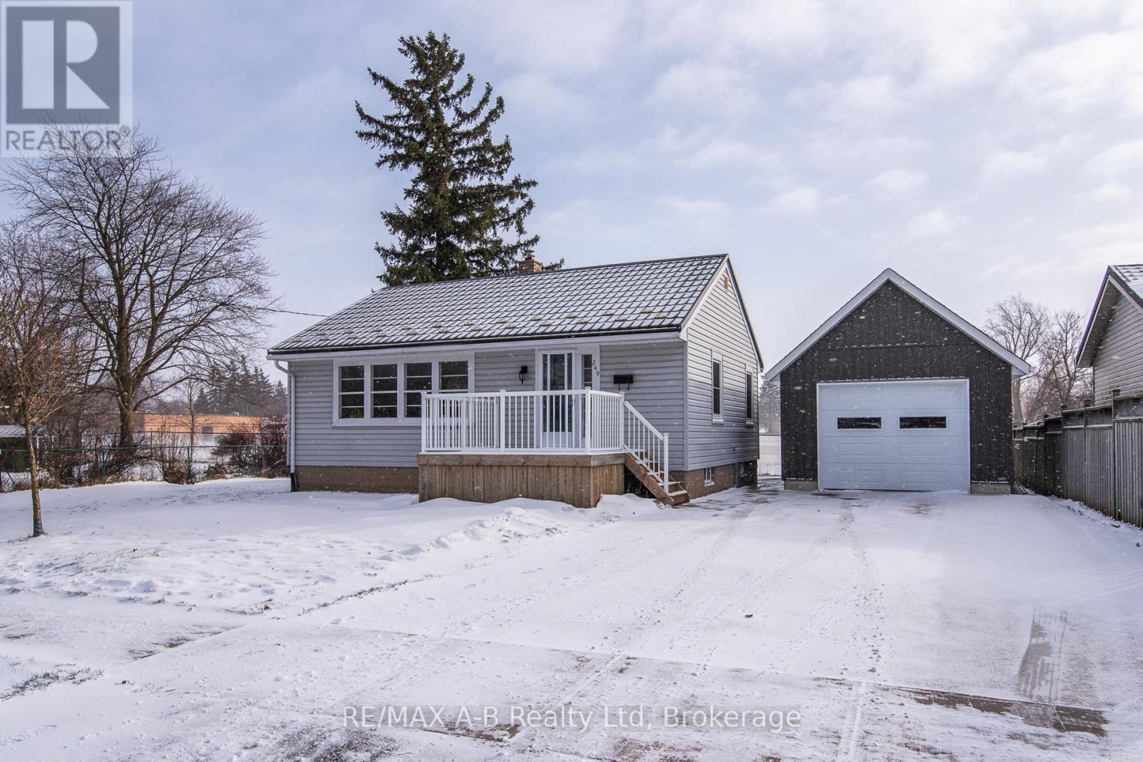 249 Brydges Street, Stratford, Ontario  N5A 1S4 - Photo 1 - X11891801