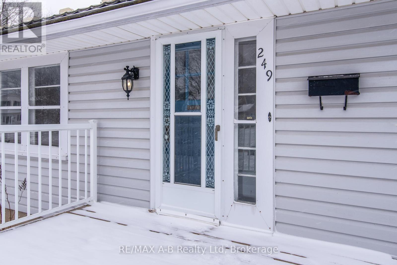 249 Brydges Street, Stratford, Ontario  N5A 1S4 - Photo 4 - X11891801