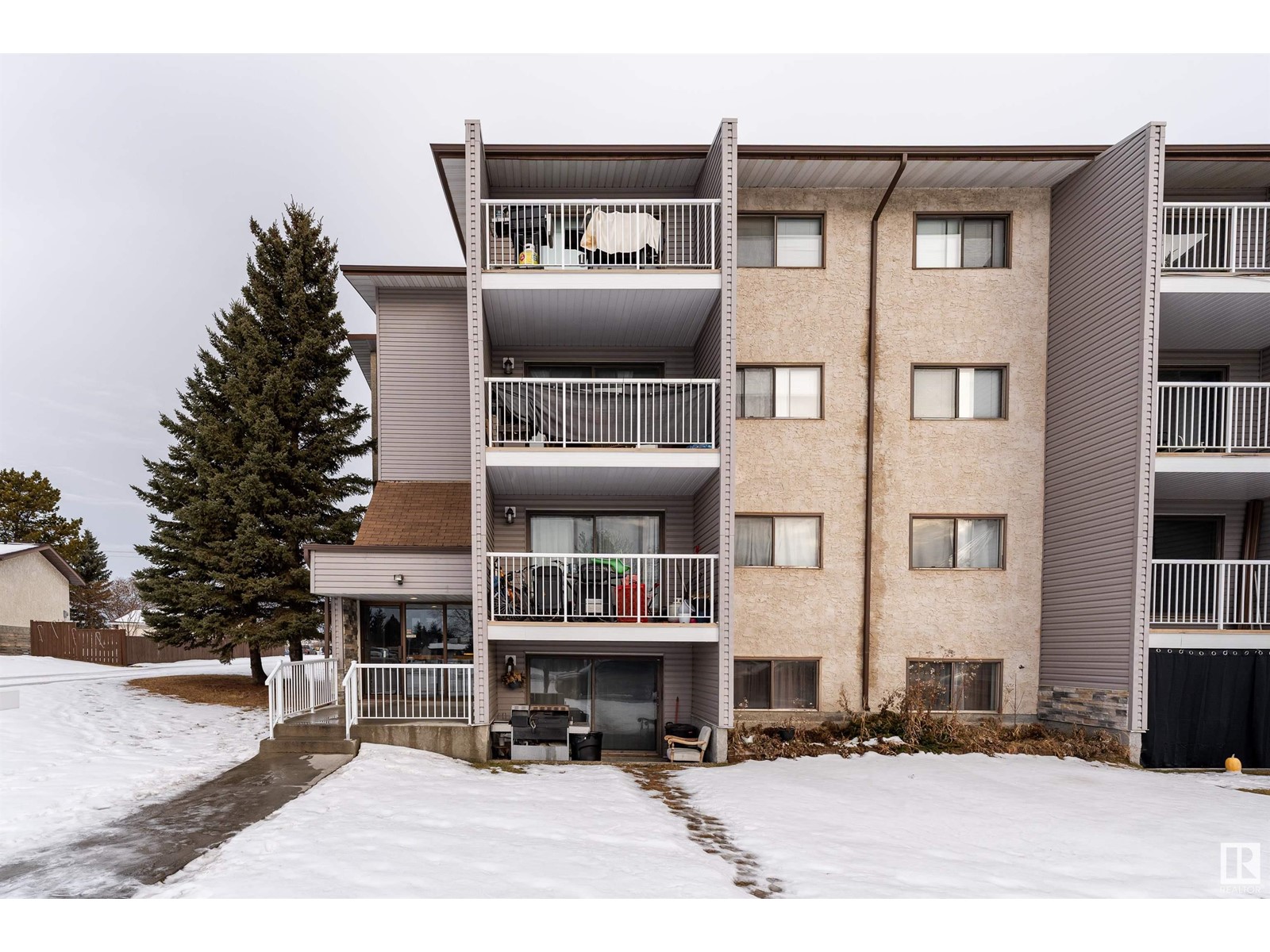 #201 51 BROWN ST, Stony Plain, Alberta