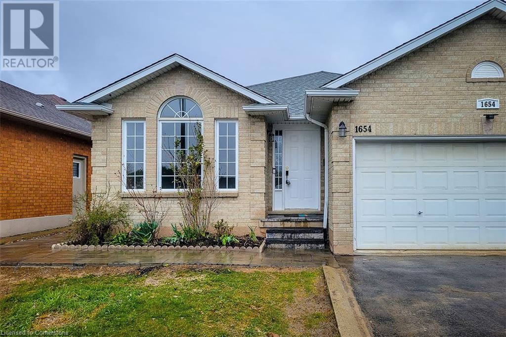 1654 Upper Wellington Street Unit# Upper, Hamilton, Ontario  L9B 2C2 - Photo 5 - 40685129