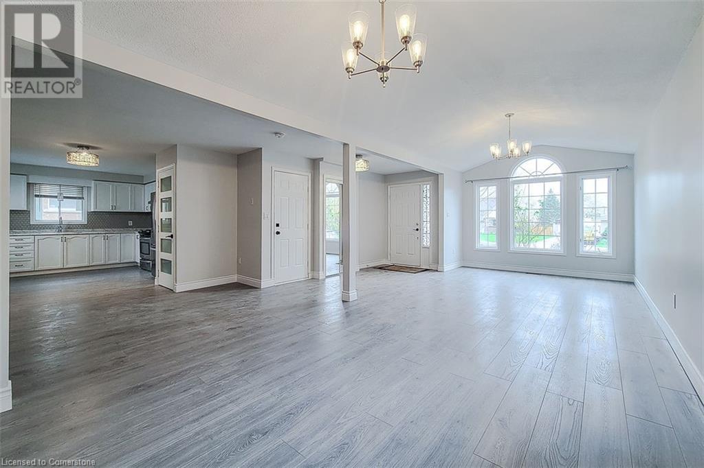 1654 Upper Wellington Street Unit# Upper, Hamilton, Ontario  L9B 2C2 - Photo 7 - 40685129