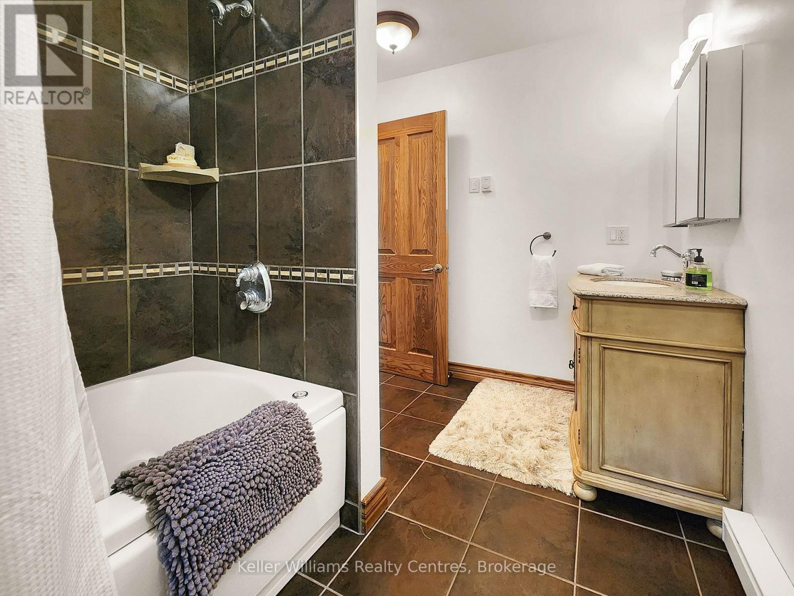 1019 Bruce Road 9, South Bruce Peninsula, Ontario  N0H 2T0 - Photo 28 - X11891834