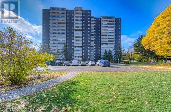 225 Harvard Place Unit# 810Waterloo, Ontario  N2J 4H4 - Photo 1 - 40685154