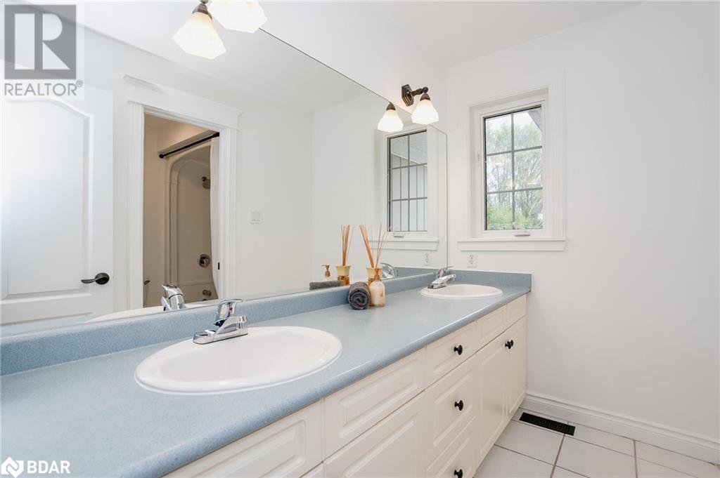 3801 Guest Road, Innisfil, Ontario  L9S 2S8 - Photo 11 - 40685161