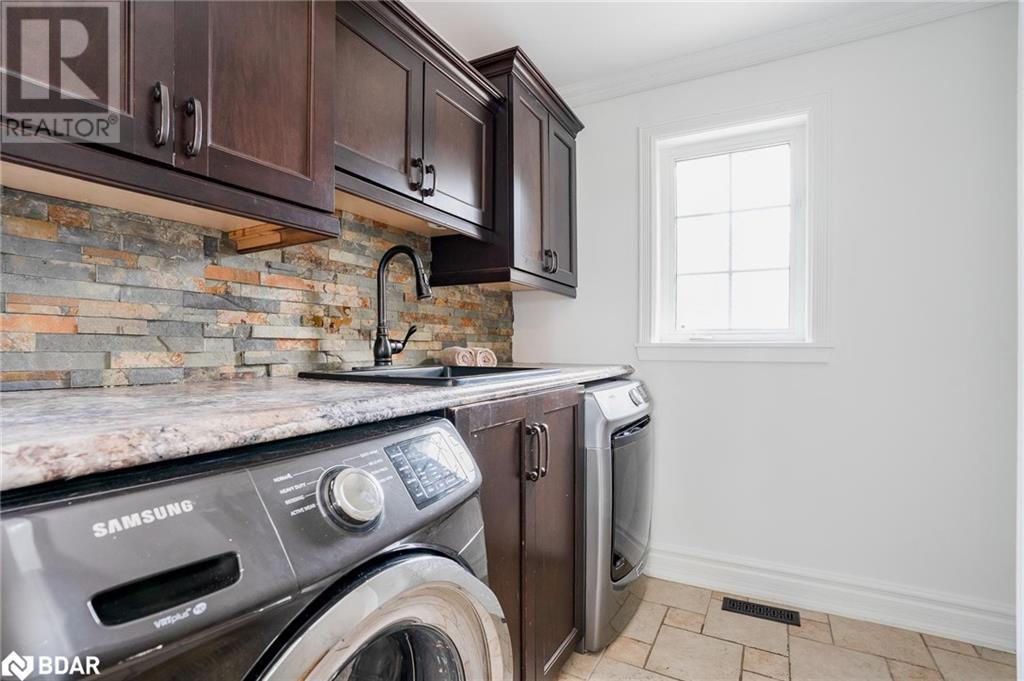 3801 Guest Road, Innisfil, Ontario  L9S 2S8 - Photo 12 - 40685161