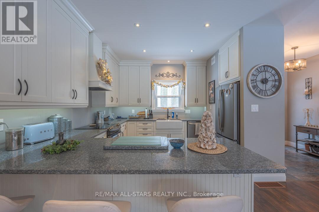 316 1/2 Riverside Drive, Kawartha Lakes (Bobcaygeon), Ontario  K0M 1A0 - Photo 14 - X11891966