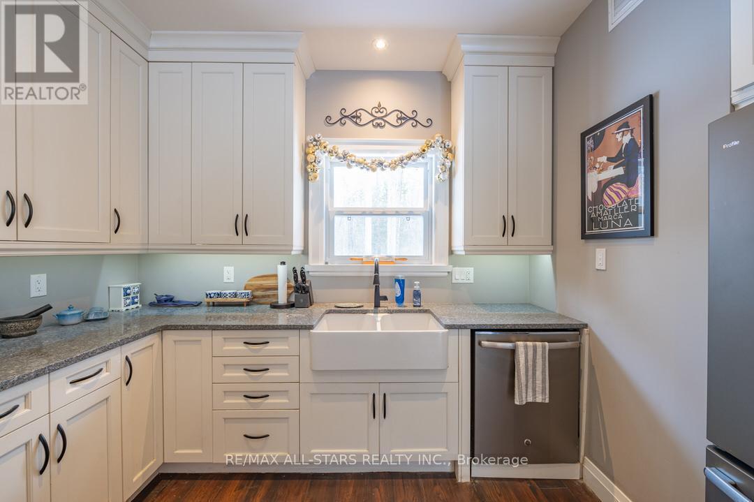 316 1/2 Riverside Drive, Kawartha Lakes (Bobcaygeon), Ontario  K0M 1A0 - Photo 15 - X11891966