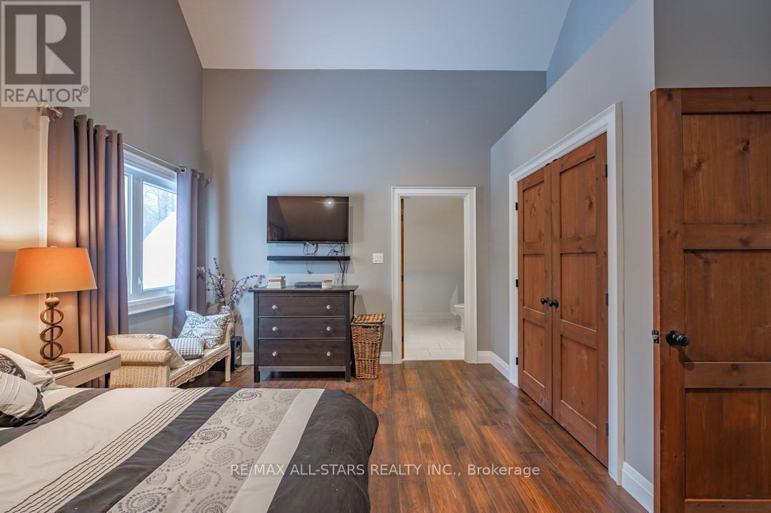 316 1/2 Riverside Drive, Kawartha Lakes (Bobcaygeon), Ontario  K0M 1A0 - Photo 28 - X11891966
