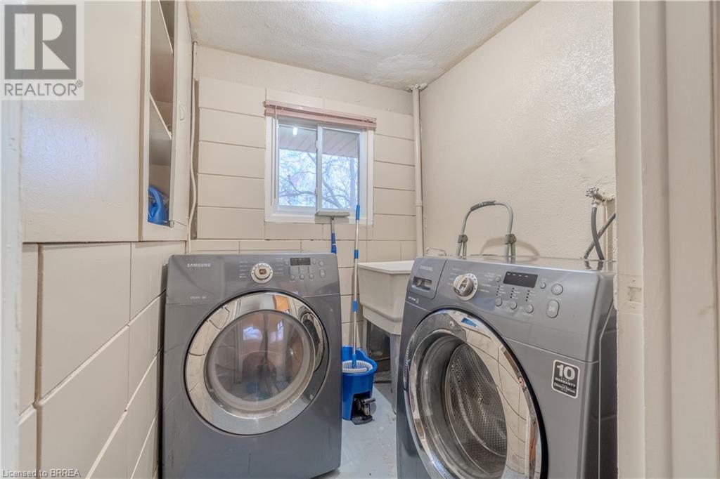 124 Madden Street, Brantford, Ontario  N3T 5M1 - Photo 11 - 40685094