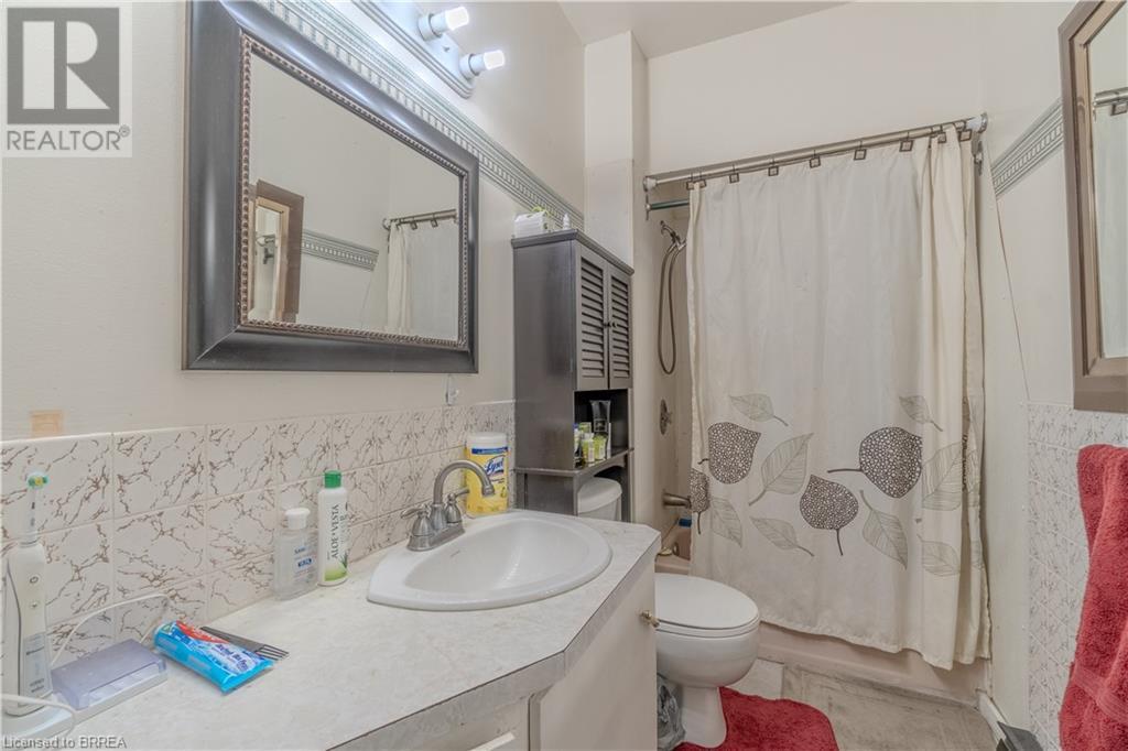 124 Madden Street, Brantford, Ontario  N3T 5M1 - Photo 25 - 40685094