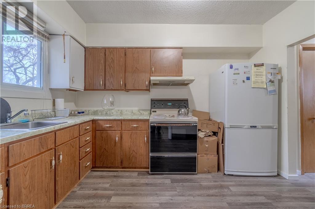 124 Madden Street, Brantford, Ontario  N3T 5M1 - Photo 28 - 40685094