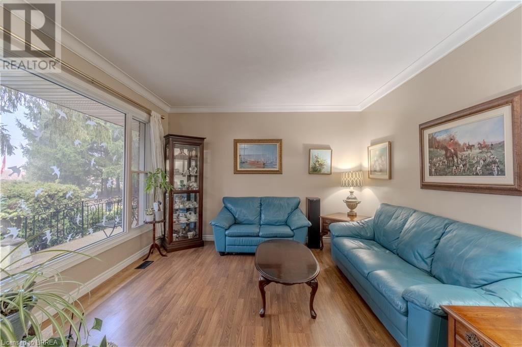 124 Madden Street, Brantford, Ontario  N3T 5M1 - Photo 4 - 40685094