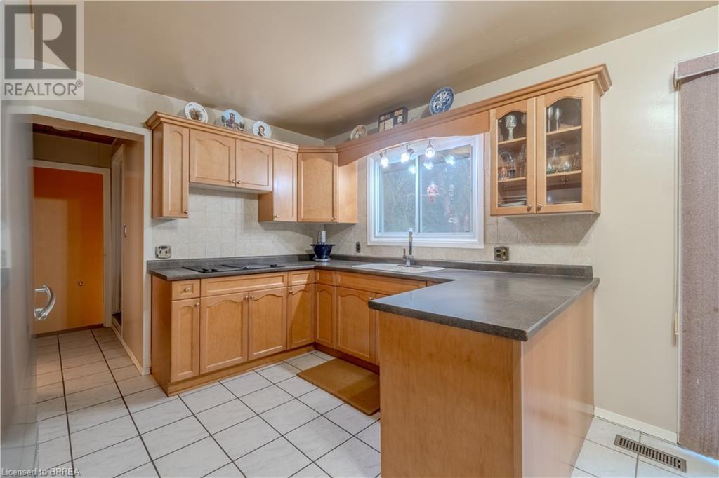 124 Madden Street, Brantford, Ontario  N3T 5M1 - Photo 7 - 40685094