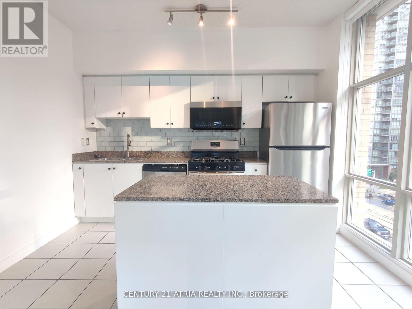 Property at 511 - 9 SPADINA AVENUE N image 5