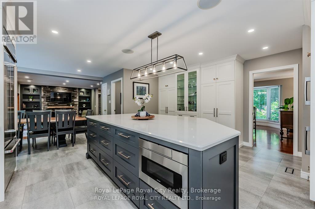 586 Eastgate Walk, Waterloo, Ontario  N2K 2W2 - Photo 15 - X11891953