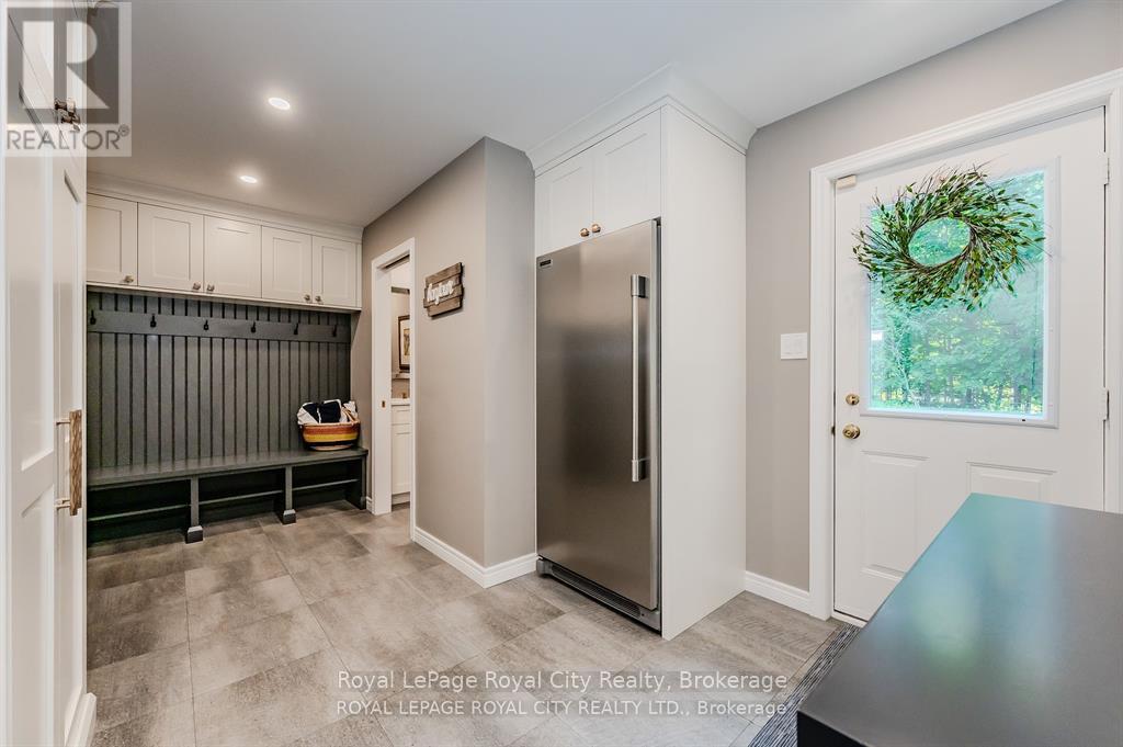 586 Eastgate Walk, Waterloo, Ontario  N2K 2W2 - Photo 18 - X11891953