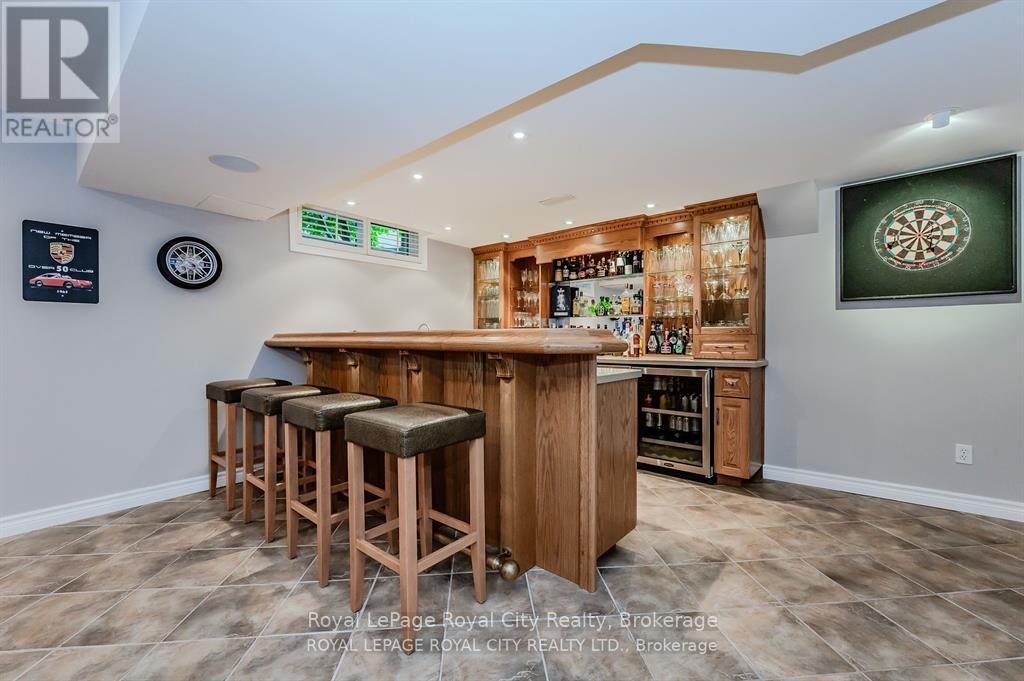 586 Eastgate Walk, Waterloo, Ontario  N2K 2W2 - Photo 35 - X11891953