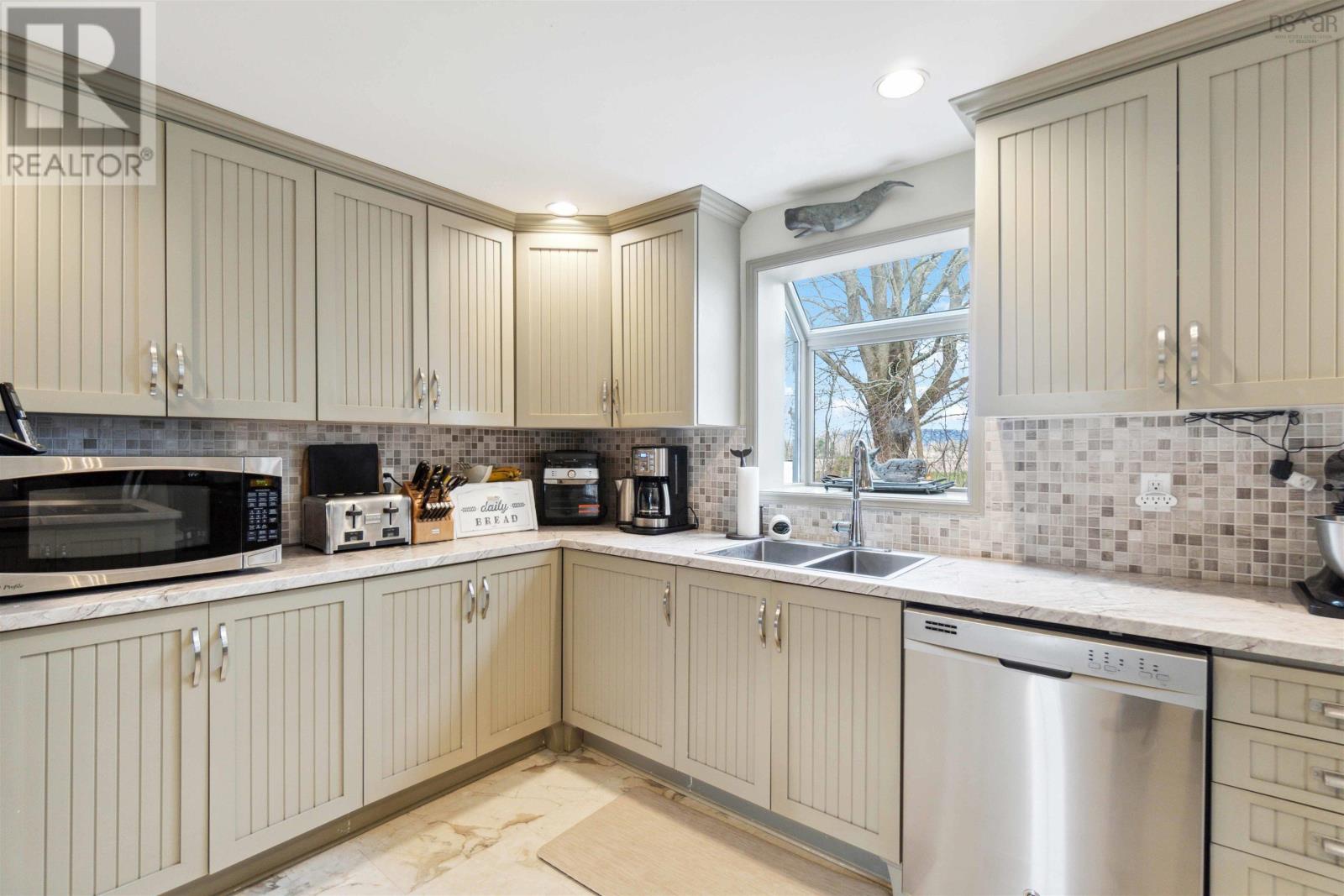 567 Canard Street, Lower Canard, Nova Scotia  B0P 1T0 - Photo 18 - 202428258