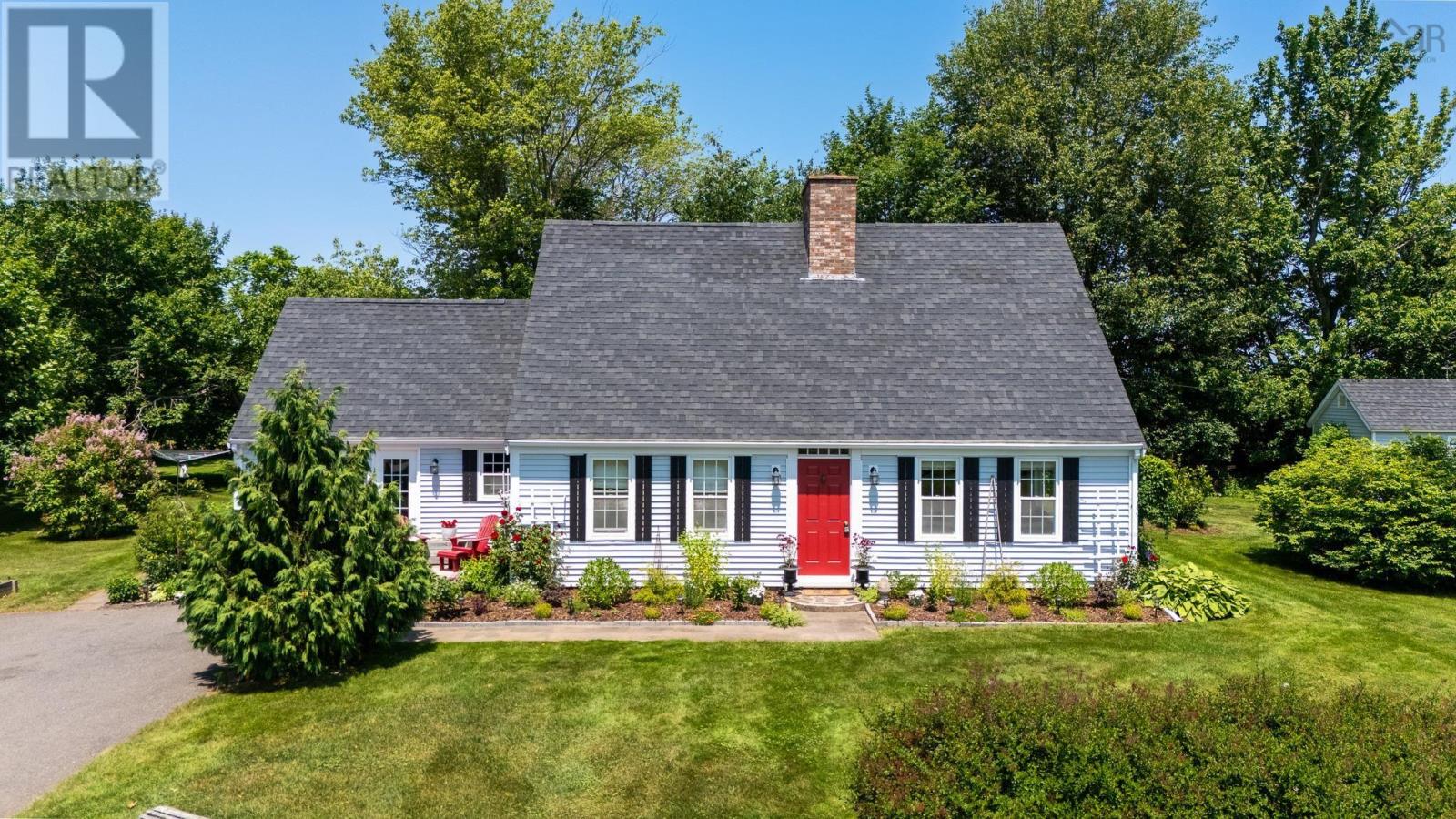 567 Canard Street, Lower Canard, Nova Scotia  B0P 1T0 - Photo 2 - 202428258