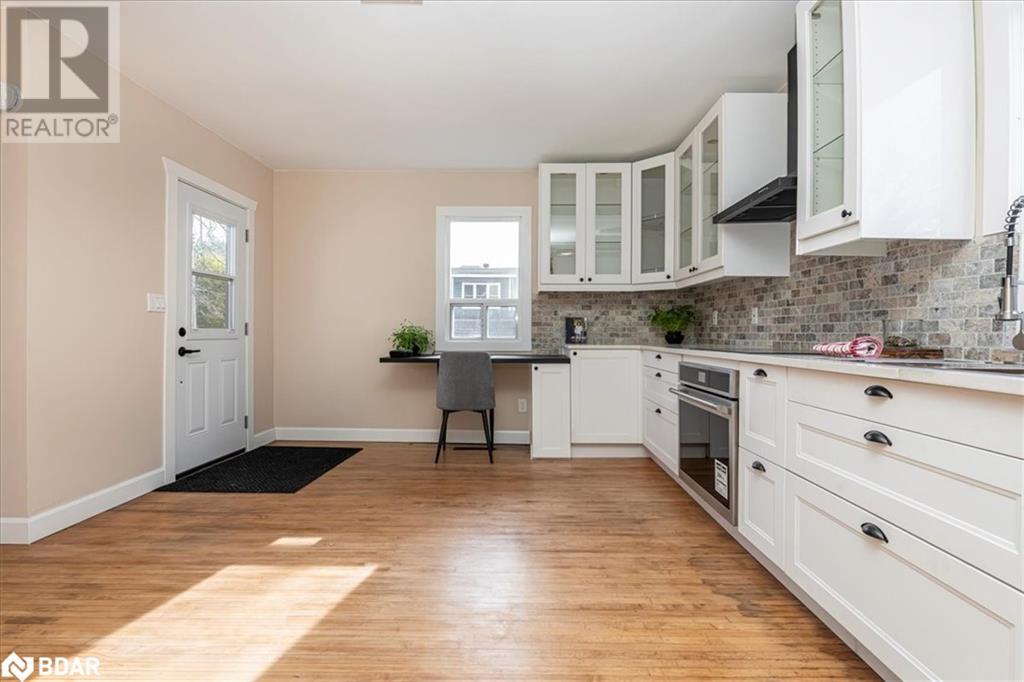 89 Douglas Street, Orillia, Ontario  L3V 5Y7 - Photo 9 - 40674392