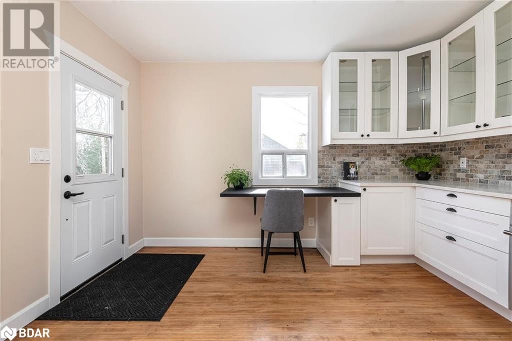 89 Douglas Street, Orillia, Ontario  L3V 5Y7 - Photo 8 - 40674392