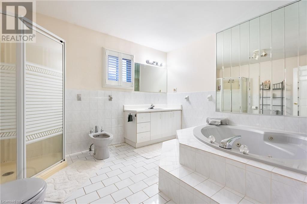 7 Grandoaks Drive, Hamilton, Ontario  L8V 5A9 - Photo 22 - 40685065