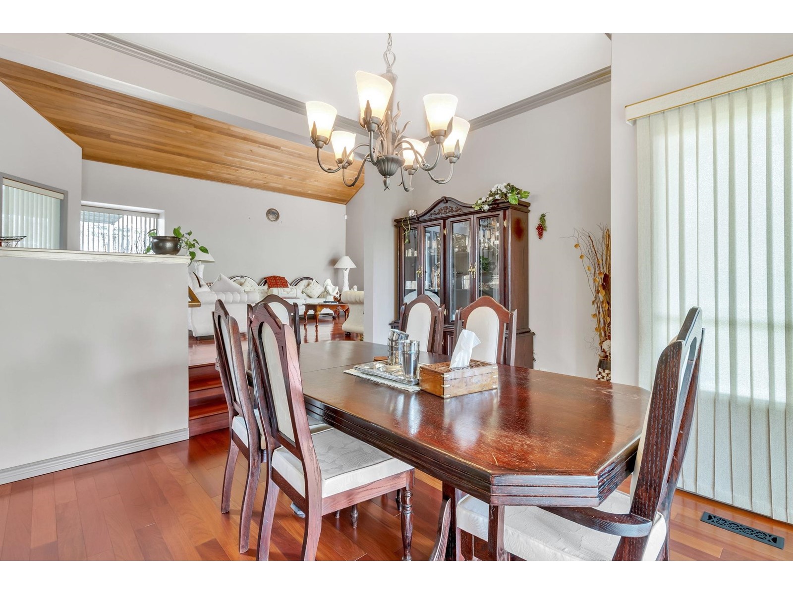 5441 128 Street, Surrey, British Columbia  V3X 1T8 - Photo 9 - R2950367