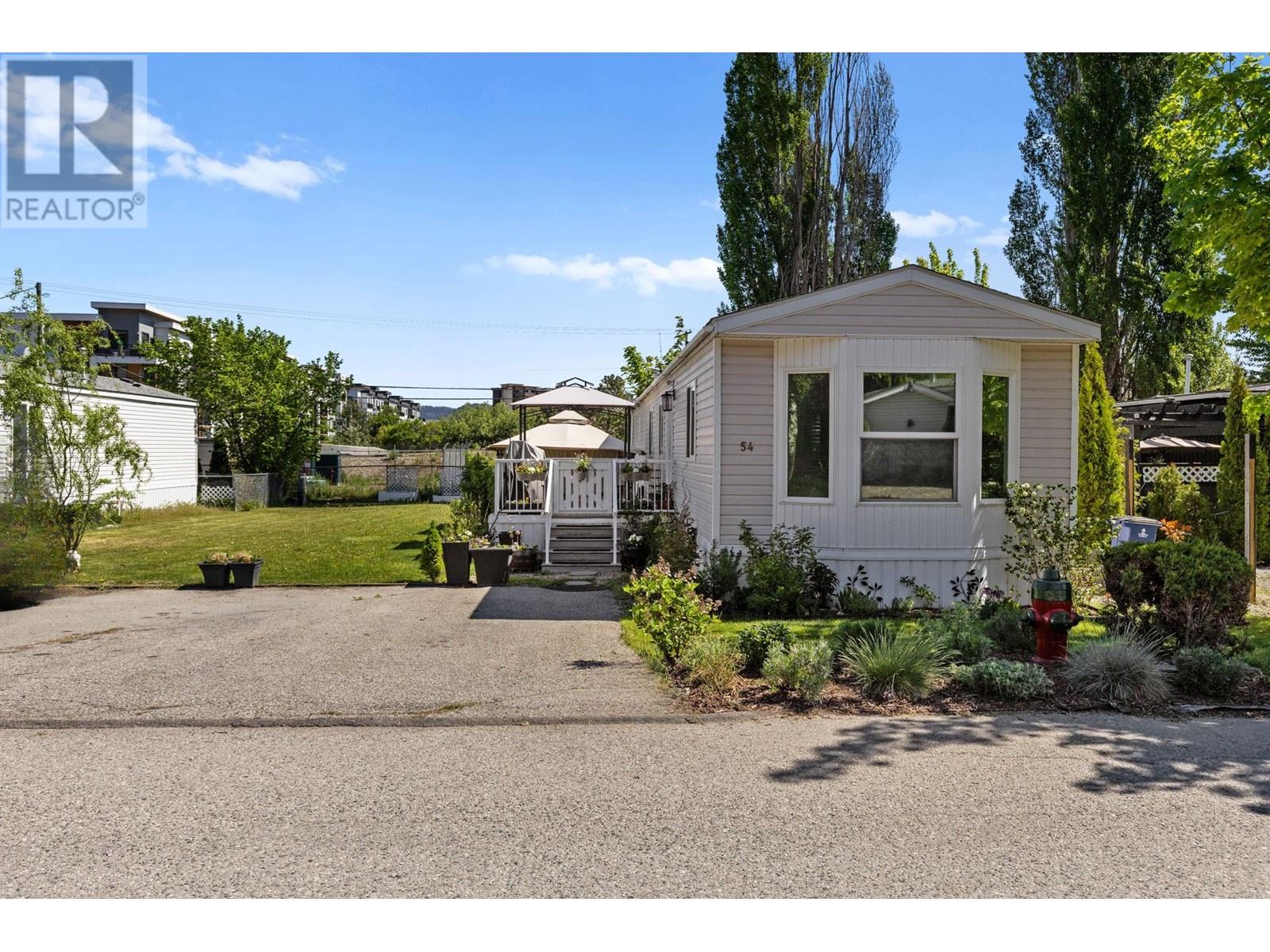 1525 Westside Road S Unit# 54, kelowna, British Columbia V1Z3Y3