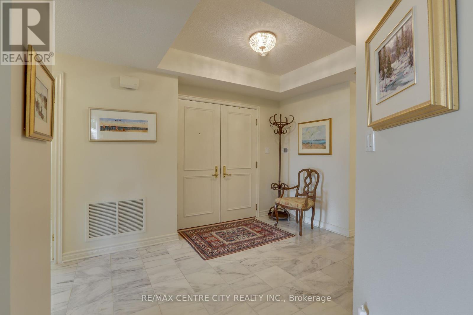Property at 207 - 250 SYDENHAM STREET image 4