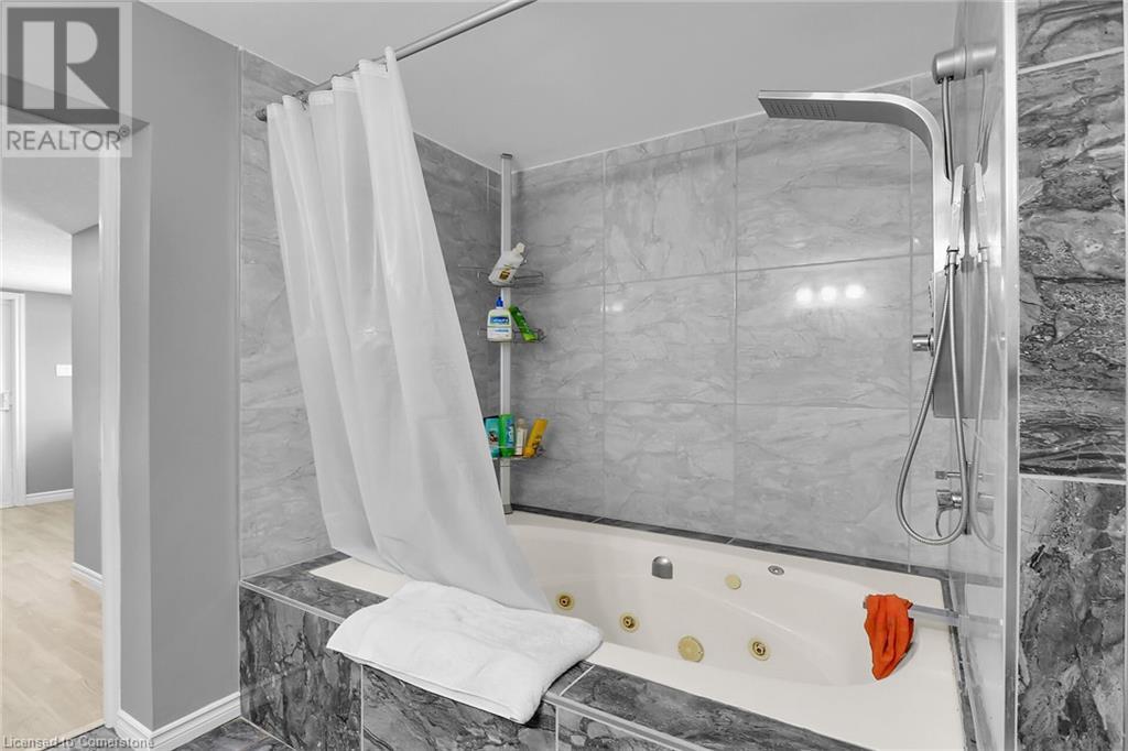 301 Reynolds Road, London, Ontario  N6K 2P2 - Photo 15 - 40685136