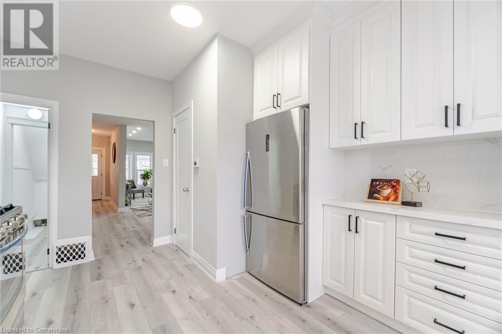 24 Keith Street, Hamilton, Ontario  L8L 3S1 - Photo 4 - 40685177