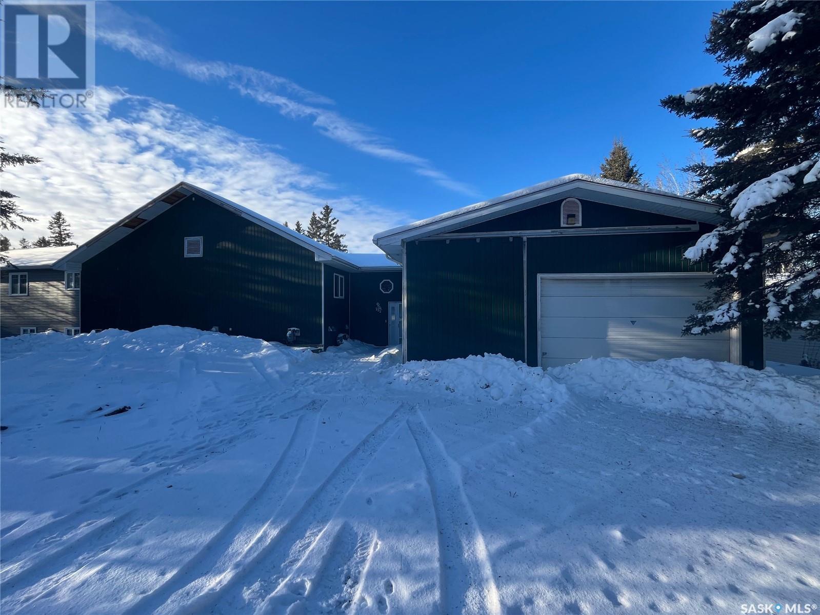 232 Jacobson Drive, Christopher Lake, Saskatchewan  S0J 0N0 - Photo 2 - SK990501