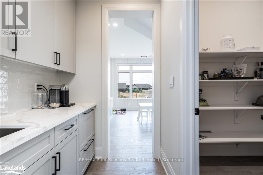 132 Dorothy Drive, Blue Mountains, Ontario  N0H 2P0 - Photo 16 - X10439923