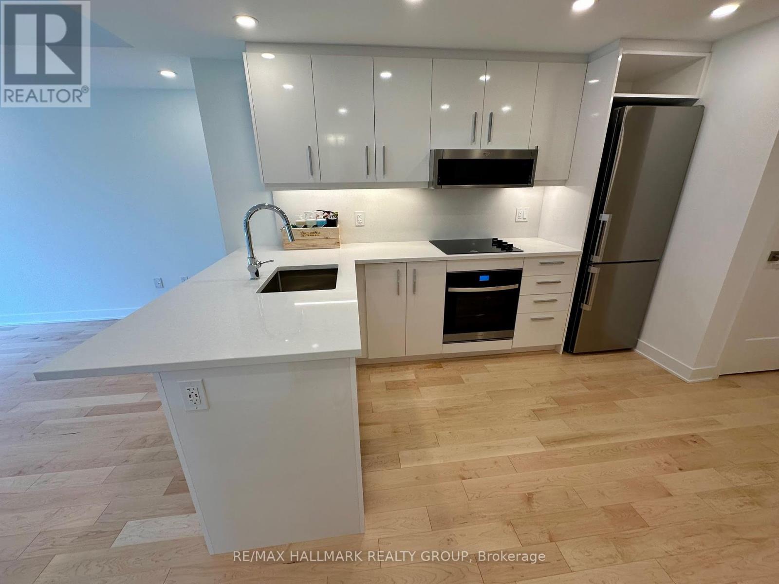Property at 701 - 340 QUEEN STREET image 3