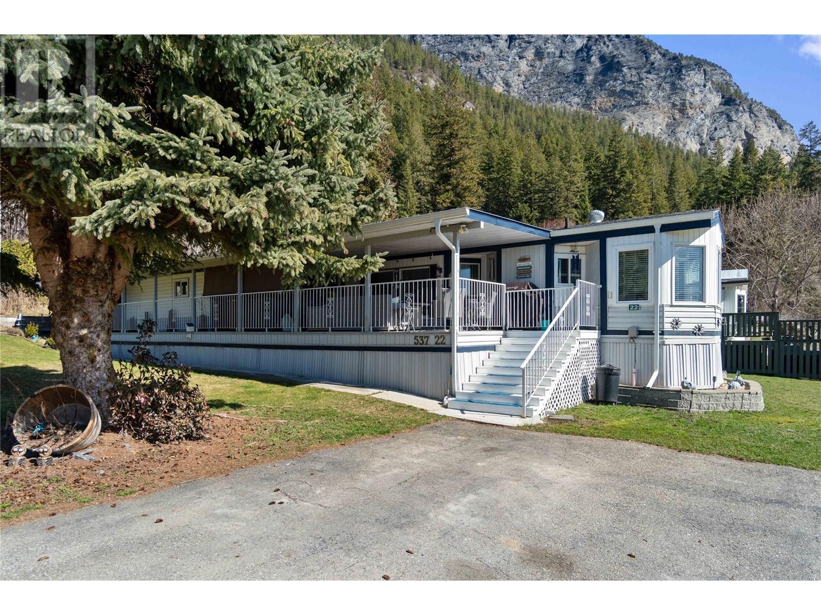 537 Begbie Road Unit# 22, Tappen, British Columbia