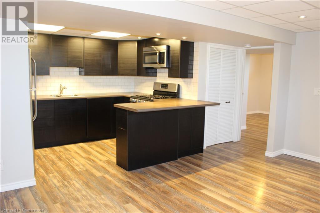 12 Bechtel Street Unit# B, Cambridge, Ontario  N3C 1Z6 - Photo 3 - 40684870