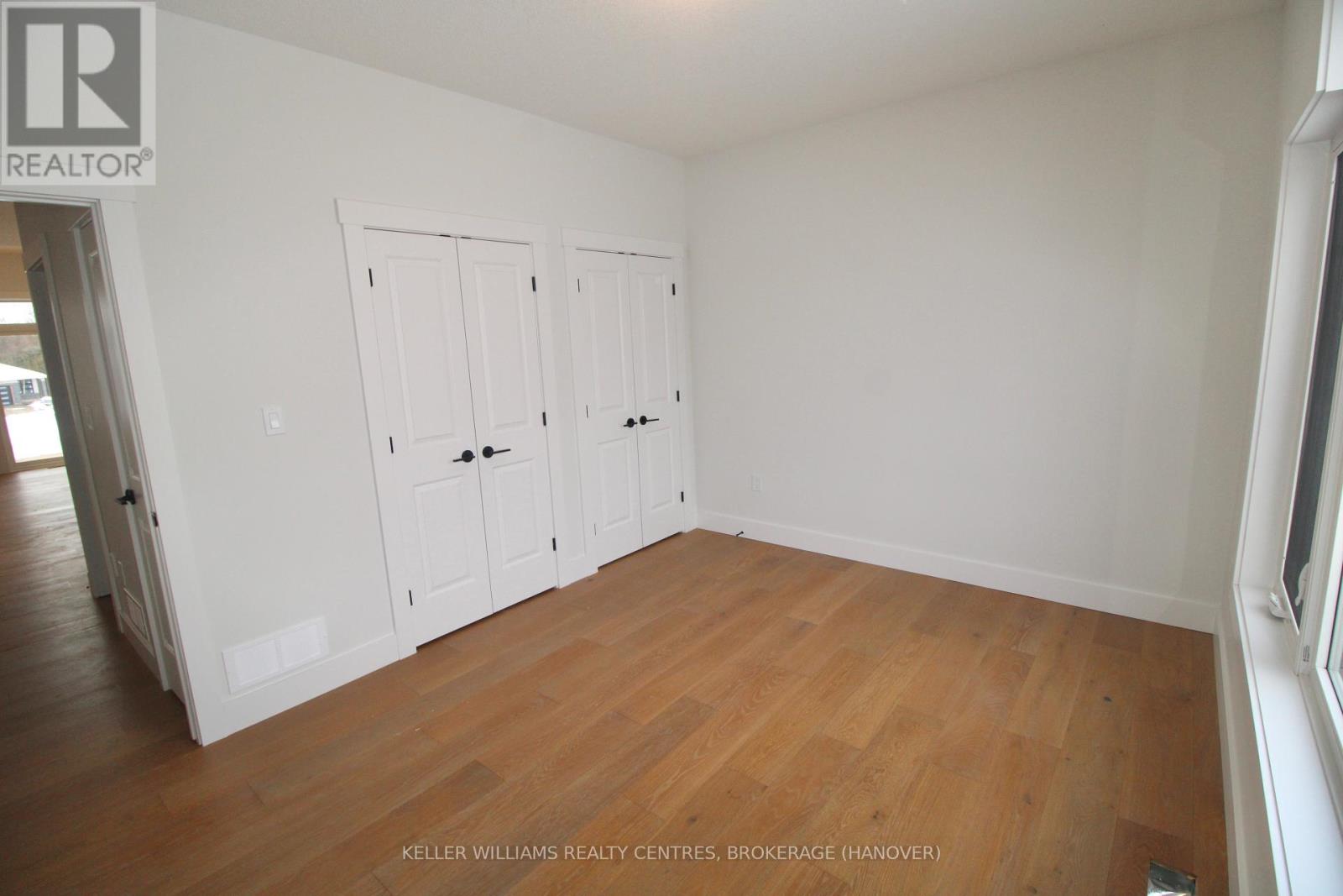 624 26th Avenue, Hanover, Ontario  N4N 3B8 - Photo 12 - X10848124