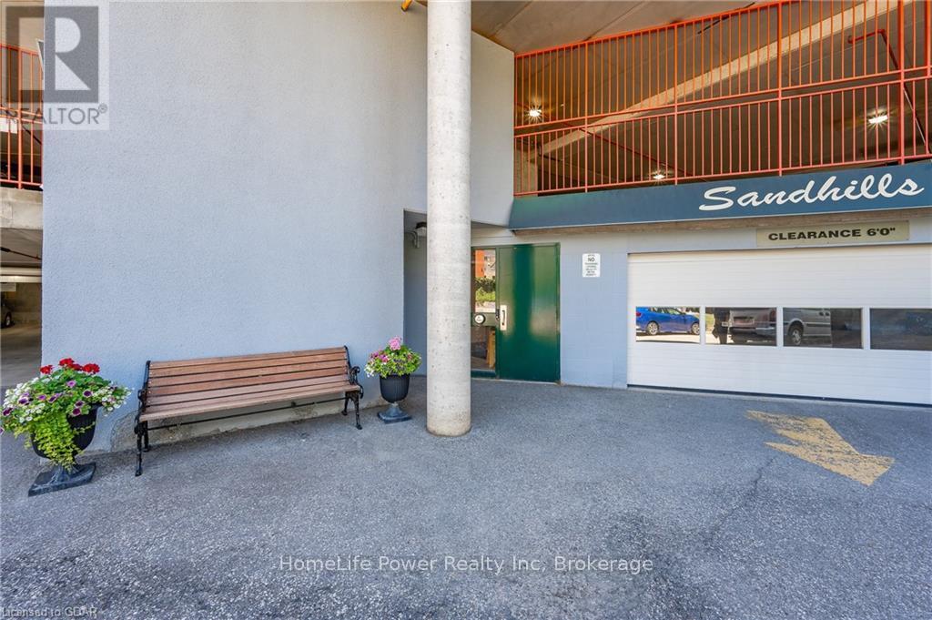 404 - 20 St George Street, Kitchener, Ontario  N2G 2S7 - Photo 9 - X11822625