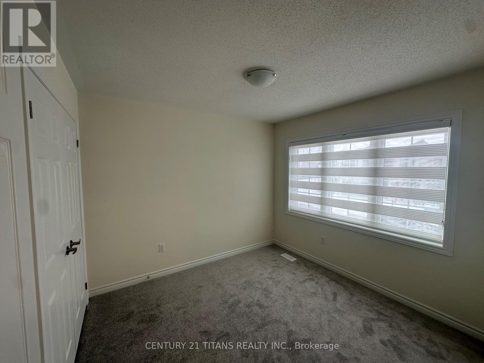 Upper - 1131 Plymouth Drive, Oshawa, Ontario  L1H 8L7 - Photo 10 - E11892084