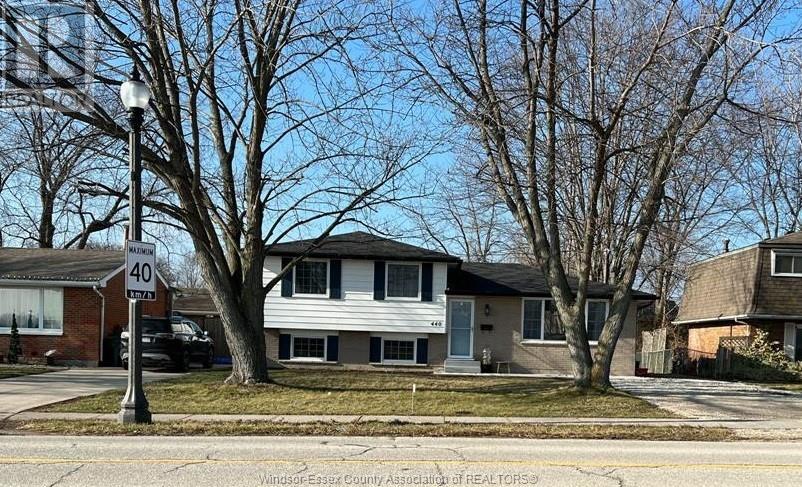 MLS# 24029400: 440 FRYER STREET, Amherstburg, Canada