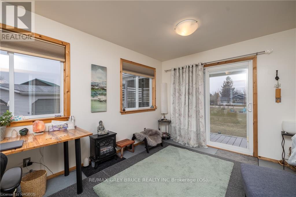 120 Havelock Street, Georgian Bluffs, Ontario  N0H 2T0 - Photo 20 - X10846870